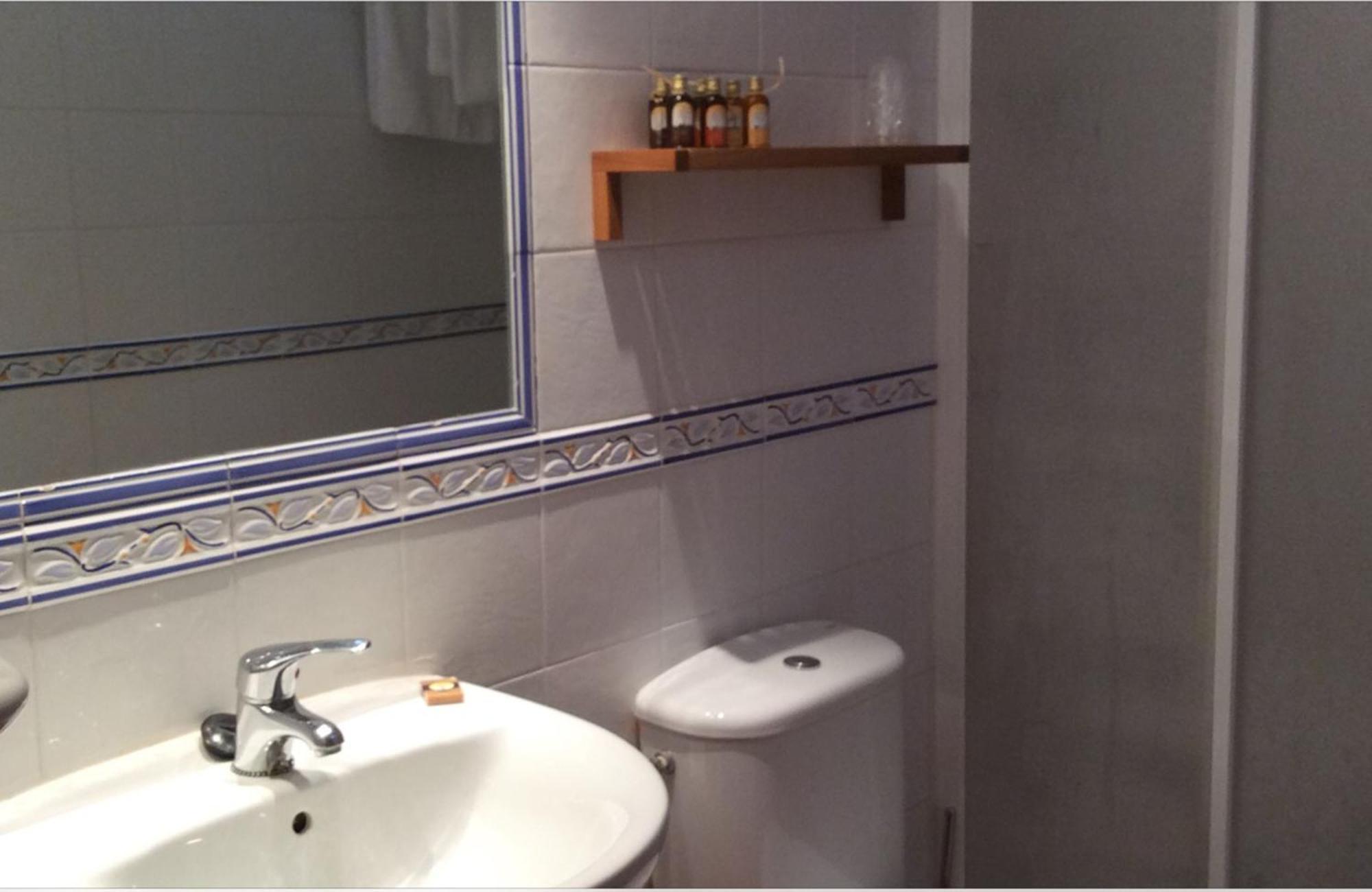 Hotel Rural Los Roturos Maestu Eksteriør bilde