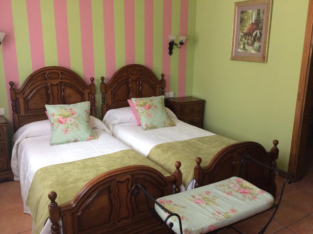 Hotel Rural Los Roturos Maestu Rom bilde